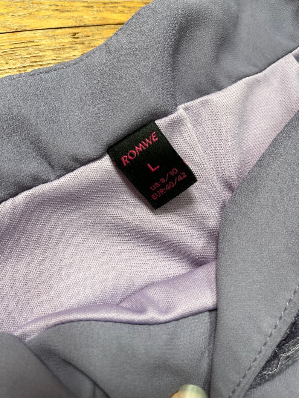 ROMWE Asymmetrical Layered Lace-Trim Skirt in Gray - Picture 3 of 6